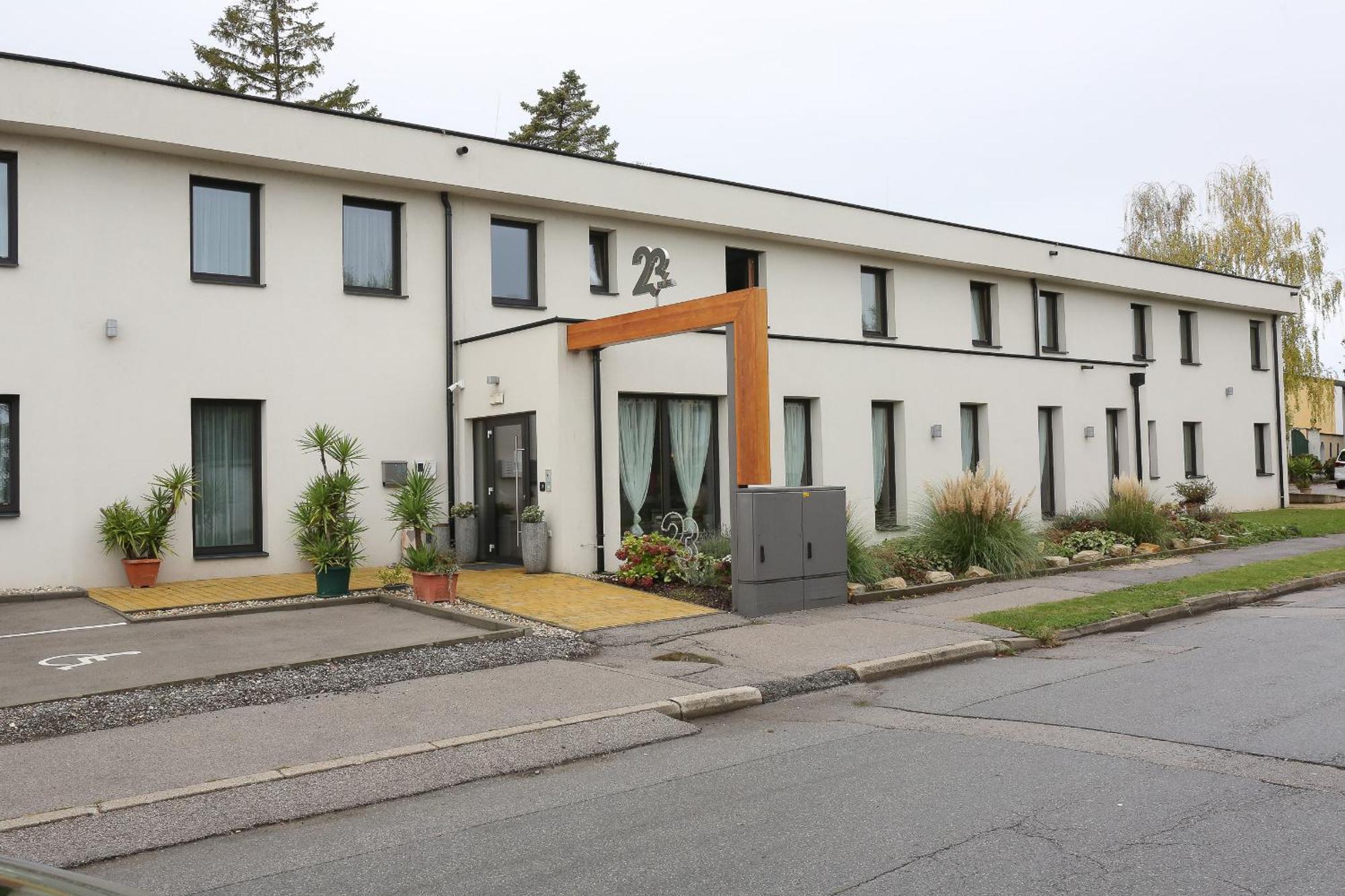 23-Hotel Schwadorf bei Wien Exterior foto